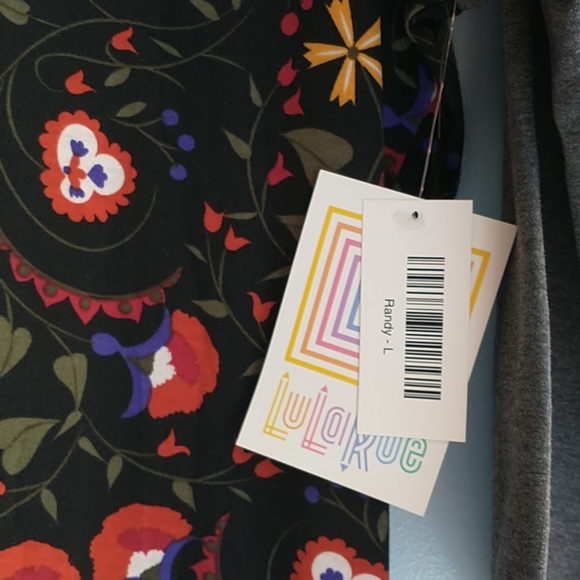 Lularoe Randy Top - Picture 4 of 4